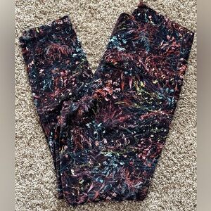 Lululemon Align Pant 25” Size 6 Foliage Overlay Multi